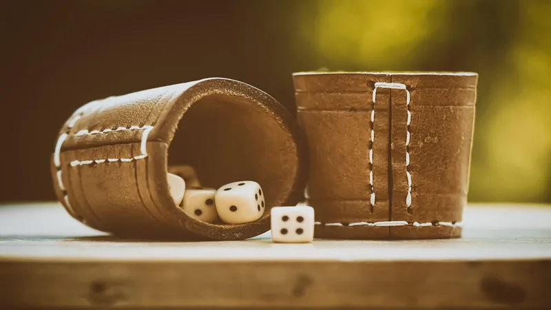 Đăng Ký new88banca Nhận Thưởng 2026 | dice,  dice cup,  happiness,  gambling,  gesellschaftsspiel,  to play,  roll the dice,  win,  profit,  instantaneous speed,  lucky dice,  lucky number,  probability,  dice,  dice,  dice,  probability,  probability,  probability,  probability,  probability